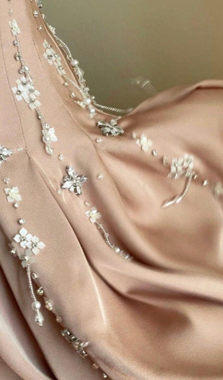 Robe de soirée courte en satin rose à bretelles pour 20e anniversaire C2915