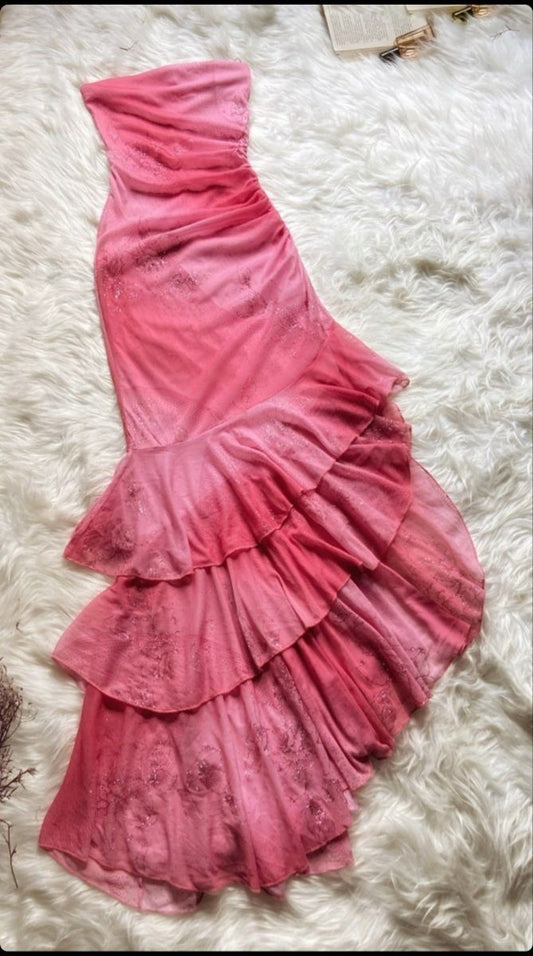 Jolie robe de soirée longue rose sans manches à bretelles et gaine C2934