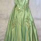 Superbe robe de soirée longue en dentelle à bretelles spaghetti vert menthe C2979