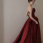 Robe de bal élégante sans bretelles en satin bordeaux longue robe de soirée robes de soirée C3241