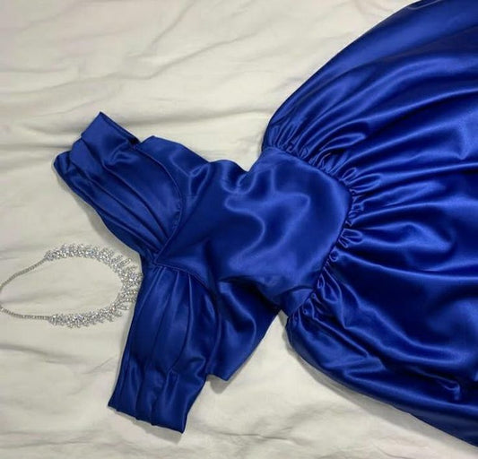 Robe de bal sexy à épaules dénudées bleu royal avec longue robe de soirée plissée en satin C3300