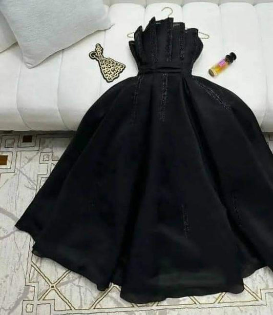 Robe de soirée sexy en mousseline de soie noire sans bretelles, longue robe de bal, robe de soirée à volants C3321