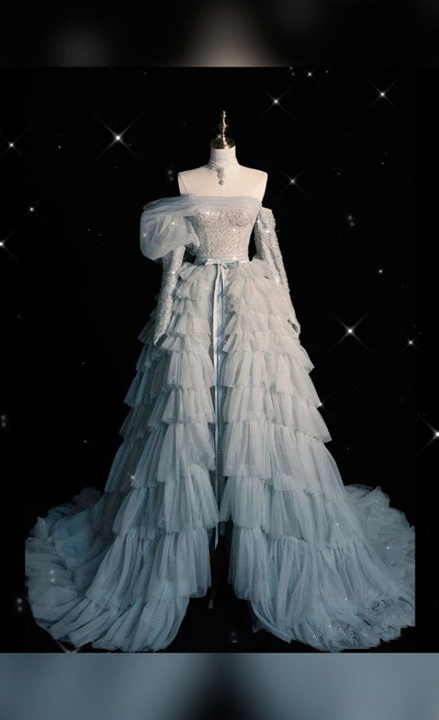 Robe de soirée longue en tulle à épaules dénudées et volants superposés C3435