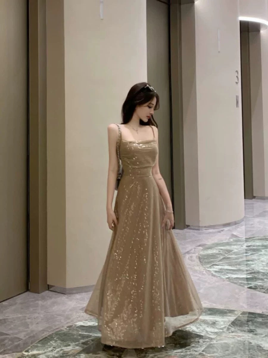 Robe de soirée longue élégante à bretelles spaghetti en ligne A, couleur champagne, tenue d'anniversaire, C3548