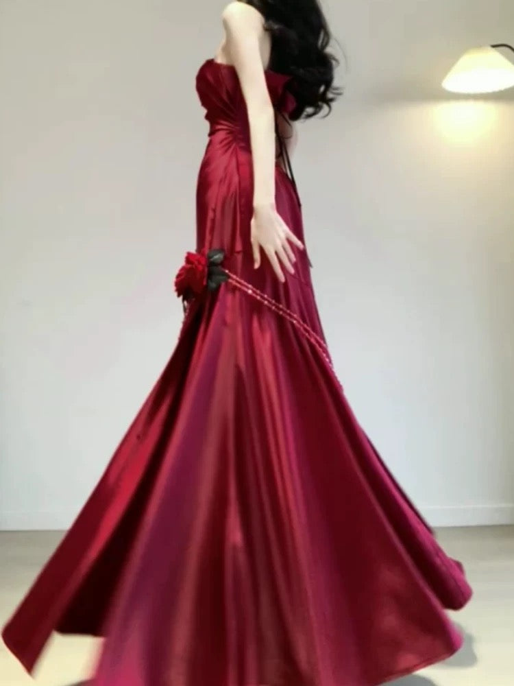 Robe de bal longue en satin bordeaux à une épaule style sirène vintage C3606