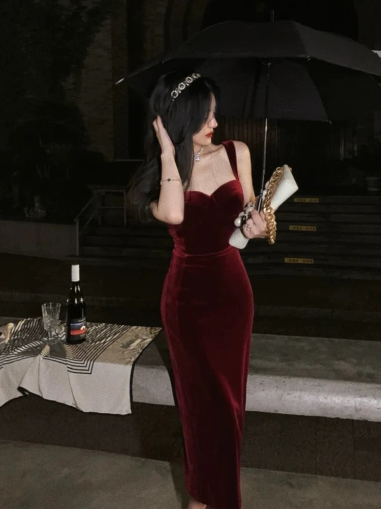 Superbe robe de soirée en velours bordeaux à bretelles sirène, robes de bal, tenues d'anniversaire C3620