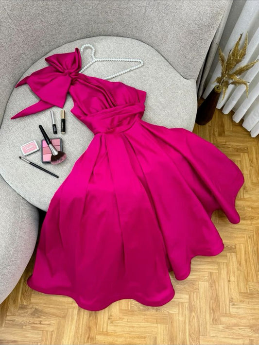 Robe de soirée sexy en satin rose vif à une épaule et ligne A C3708