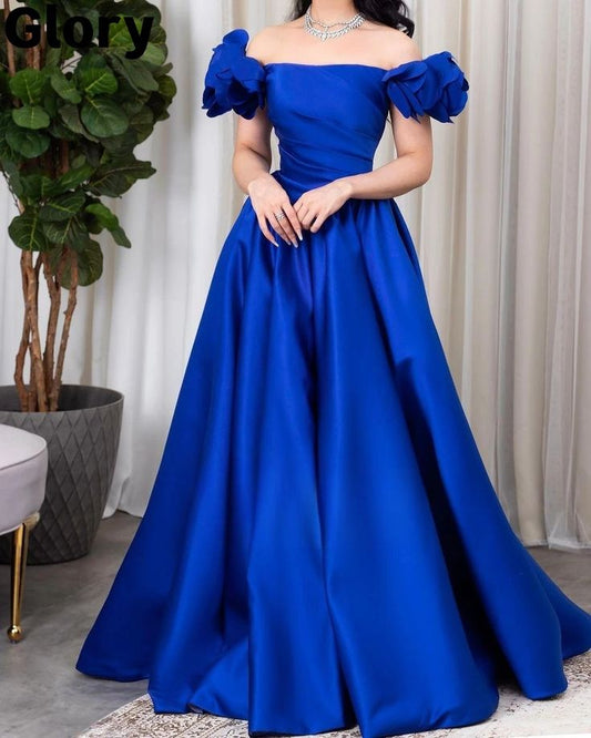 Robe de soirée longue en satin bleu royal à épaules dénudées et jolie ligne A C3711