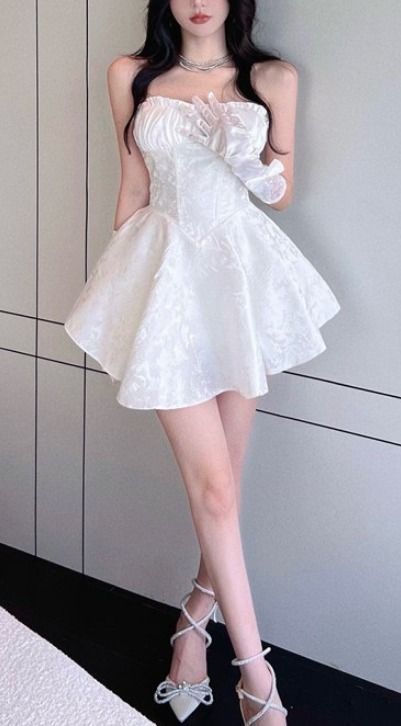 Sexy A line Strapless Short White Lace Homecoming Dress C398