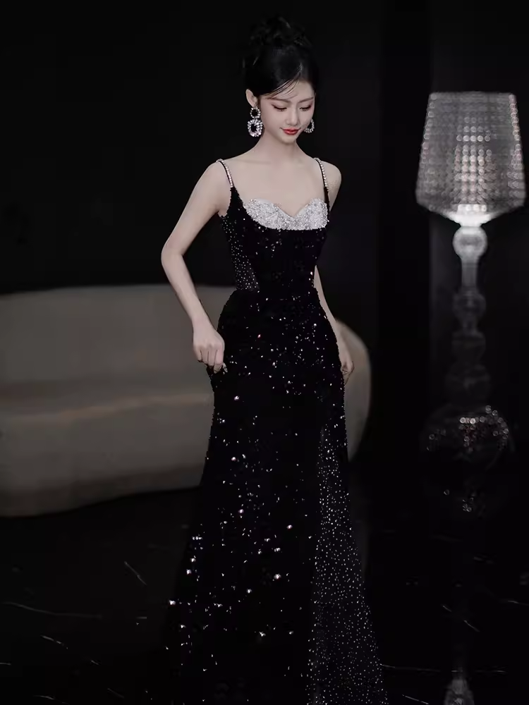 Robe de bal longue noire à bretelles sexy et paillettes C39