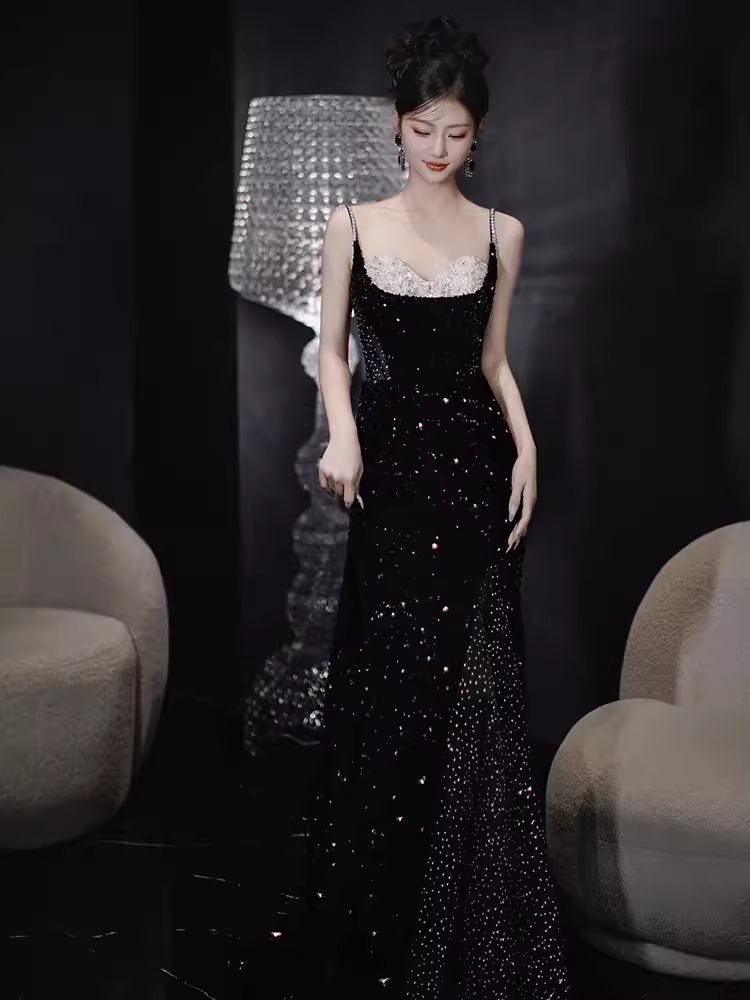 Robe de bal longue noire à bretelles sexy et paillettes C39