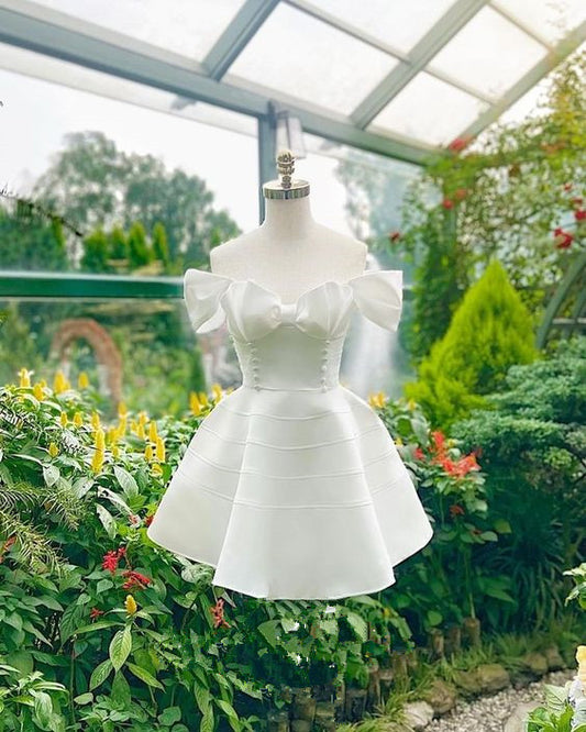 Robe de soirée en satin blanc simple, ligne A, épaules dénudées, C401