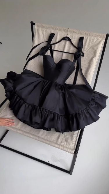 Cute A Line Straps Black Short Homecoming Dress C416