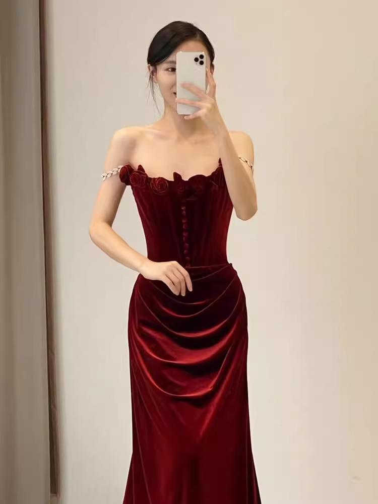 Vintage Mermaid Burgundy Velvet Long Prom Dresses C45