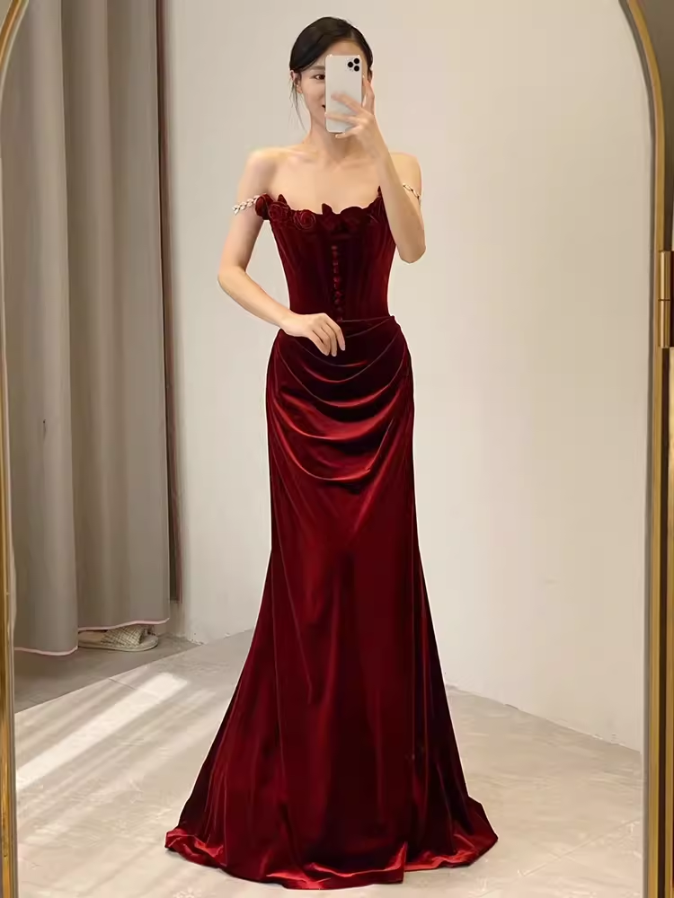 Vintage Mermaid Burgundy Velvet Long Prom Dresses C45