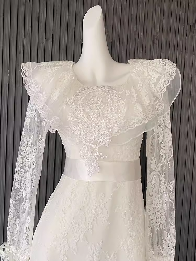 Elegant A line White Long Sleeves Lace White Wedding Dresses C498