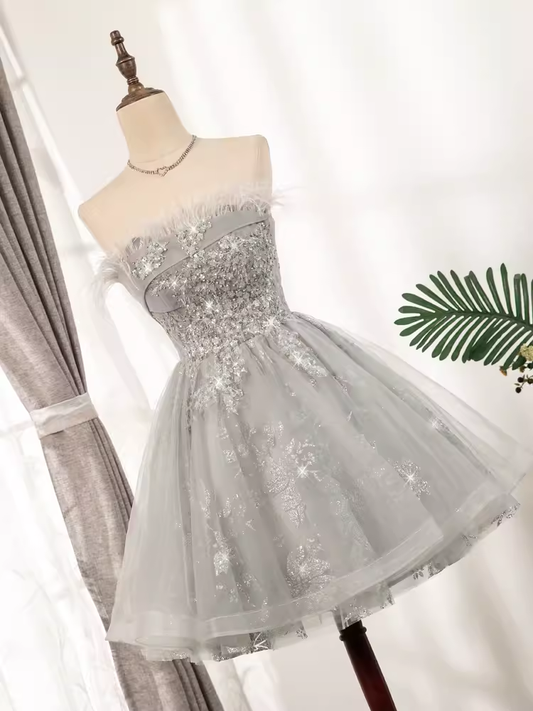 Elegant Ball Gown Strapless Gray Birthday Outfits Tulle Homecoming Dresses C550