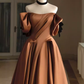 Robe de bal longue en satin marron, sexy, ligne A, épaules dénudées, C822