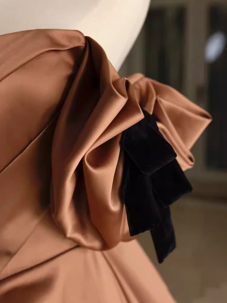 Robe de bal longue en satin marron, sexy, ligne A, épaules dénudées, C822