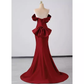 Robe de bal longue en satin bordeaux à épaules dénudées et sirène sexy C845