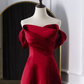 Robe de bal longue sexy en satin bordeaux à épaules dénudées et ligne A C847