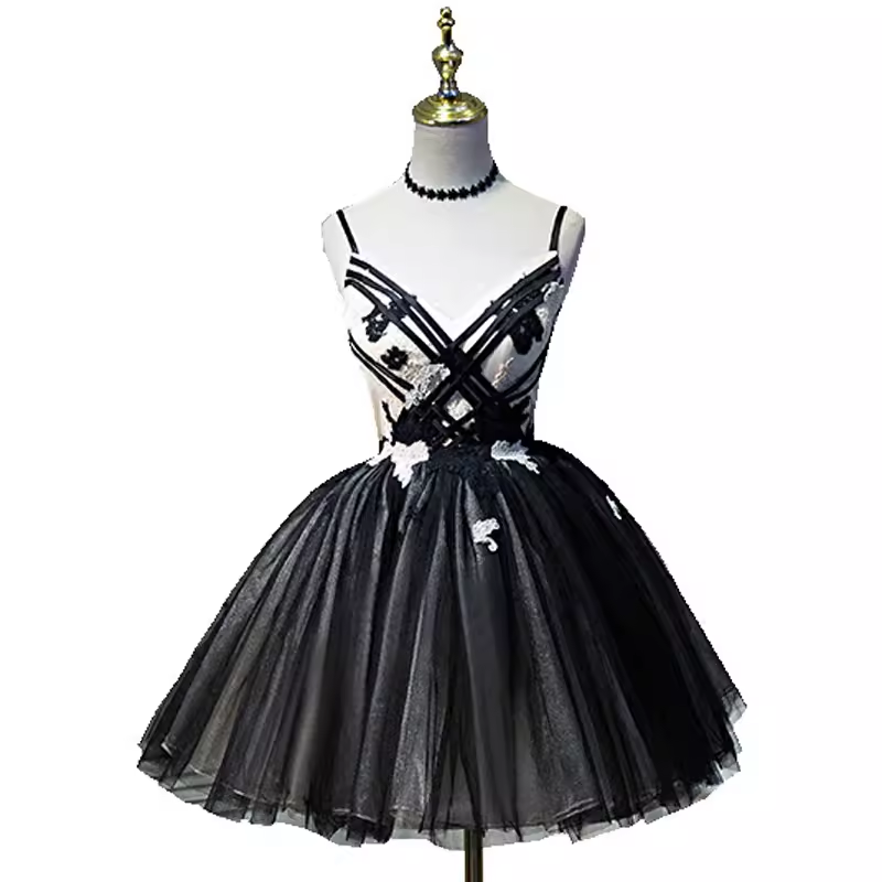 Vintage une ligne bretelles noir tenues d'anniversaire robe de soirée en Tulle C939