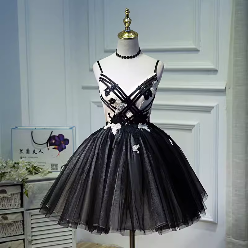 Vintage une ligne bretelles noir tenues d'anniversaire robe de soirée en Tulle C939