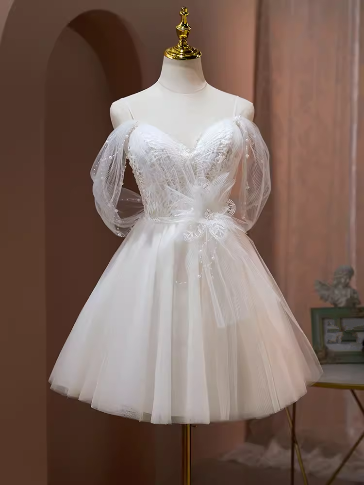 Sexy une ligne hors de l'épaule Tulle blanc robes de soirée courtes C967