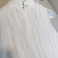 Robe de bal blanche en tulle, ligne A, décolleté haut, simple, C996