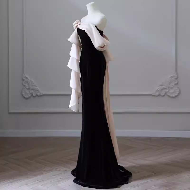 Robe de bal longue noire en velours sans bretelles simple sirène B166