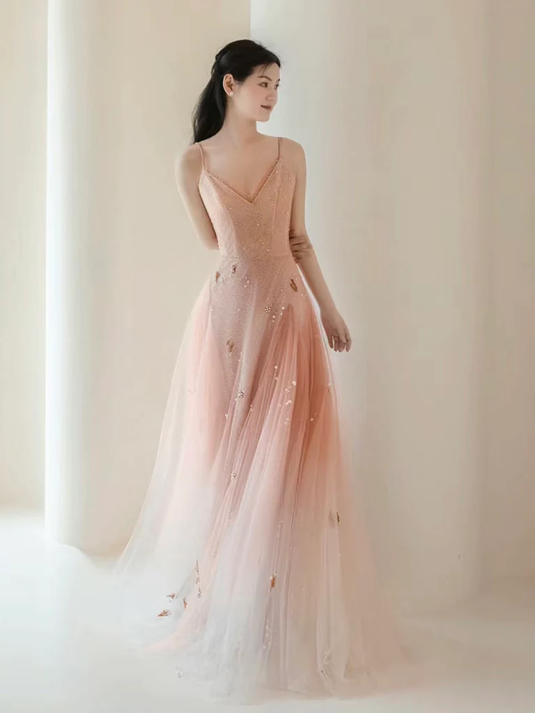 Robe de bal longue en tulle rose trapèze à col en V B244