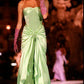 Robe de soirée longue en satin vert menthe, style vintage, ligne A, sans bretelles, avec pli, C3108