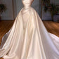 Superbe robe de mariée asymétrique bateau trapèze avec perle C314